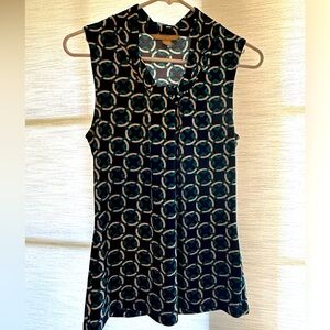 Banana Republic XS blouse tank polyester material